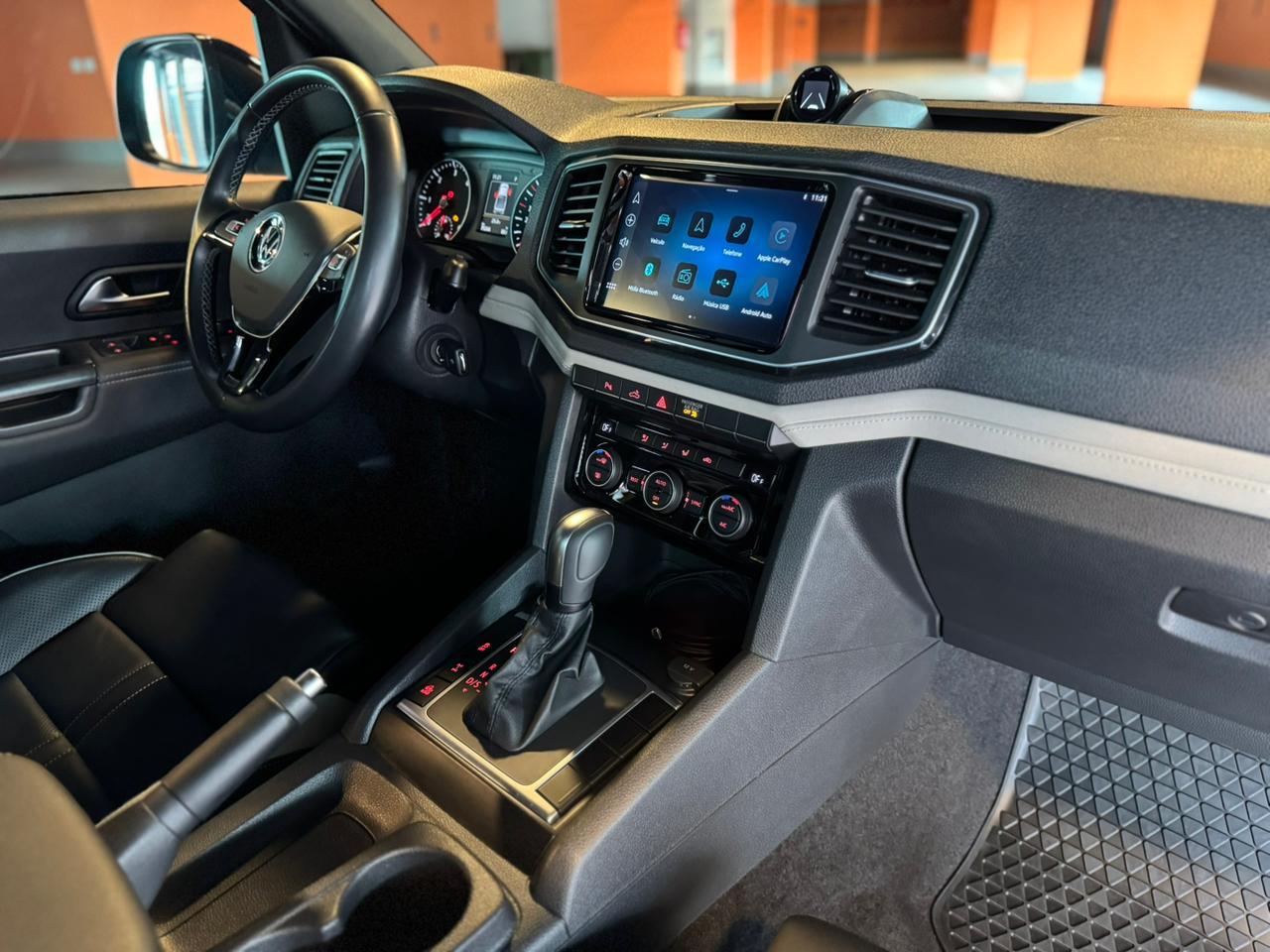 Volkswagen AMAROK - 2025