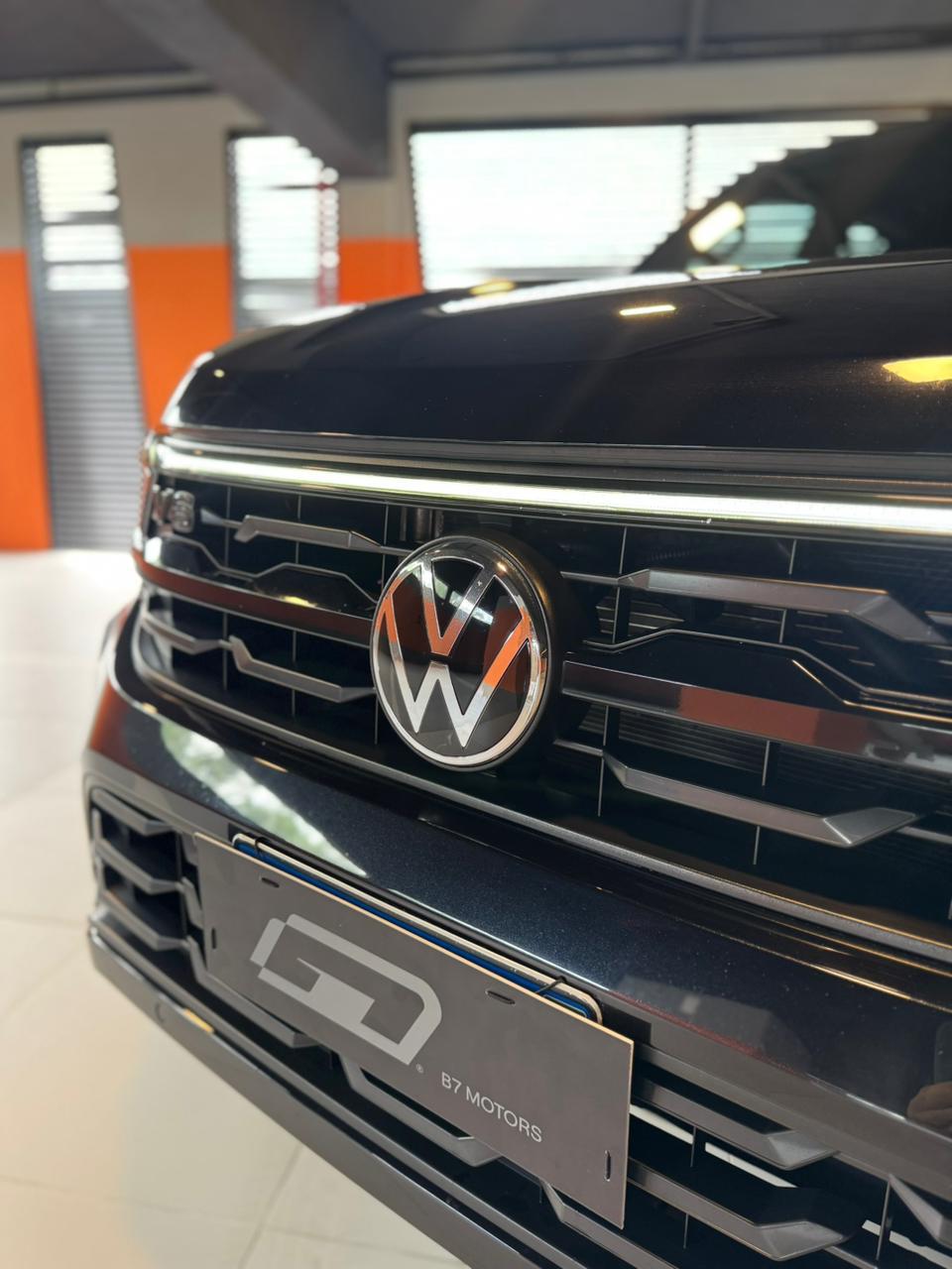 Volkswagen AMAROK - 2025
