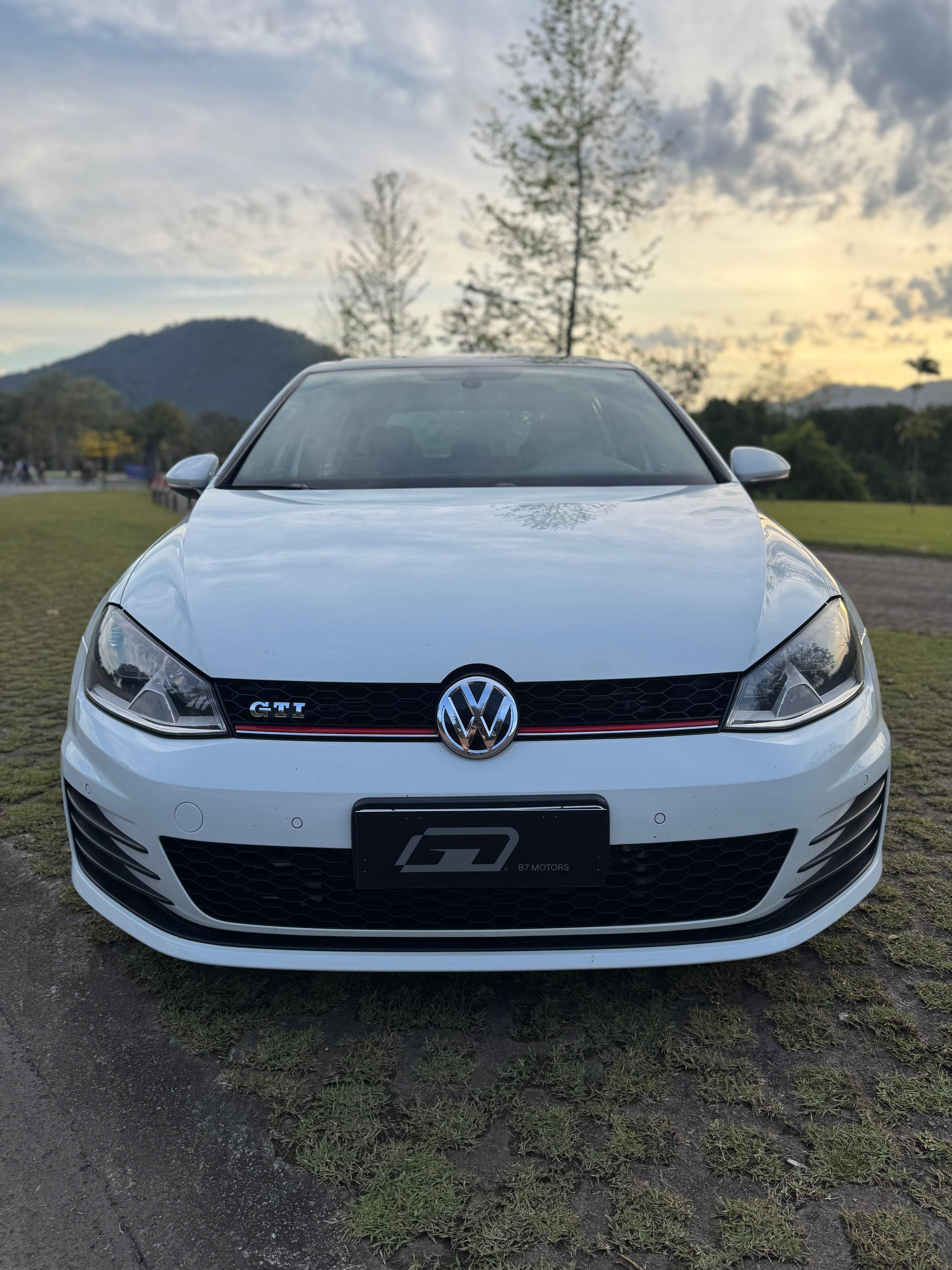 Volkswagen GOLF - 2017