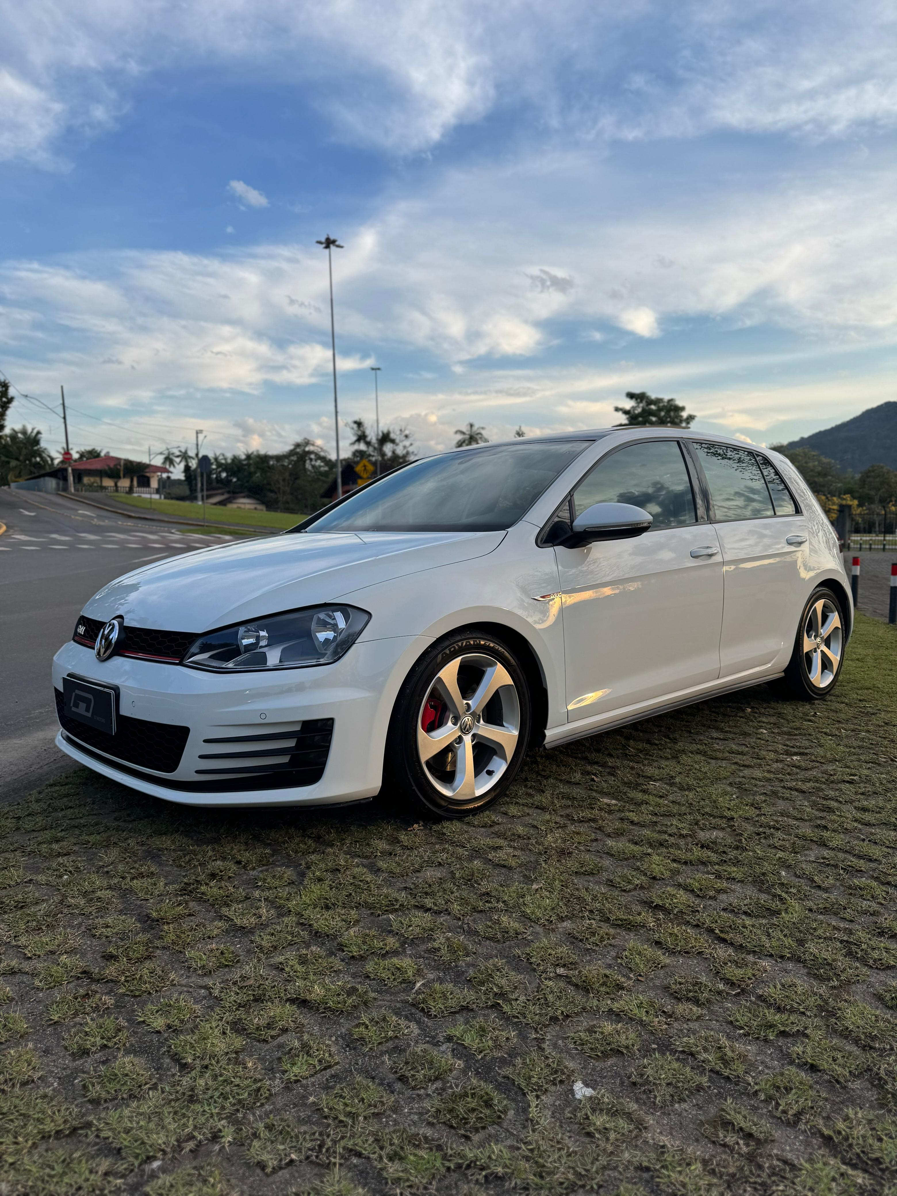 Volkswagen GOLF - 2017