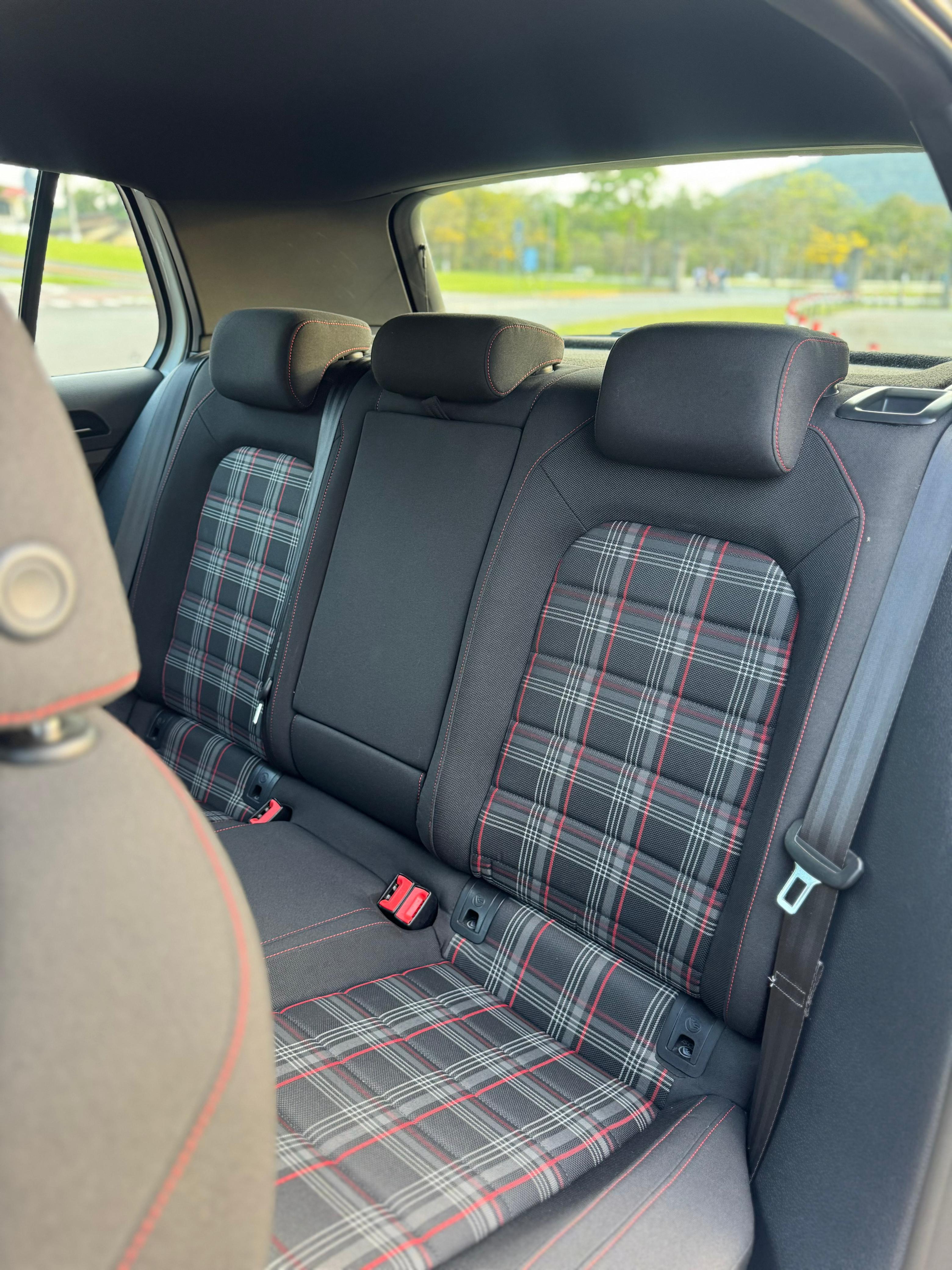 Volkswagen GOLF - 2017