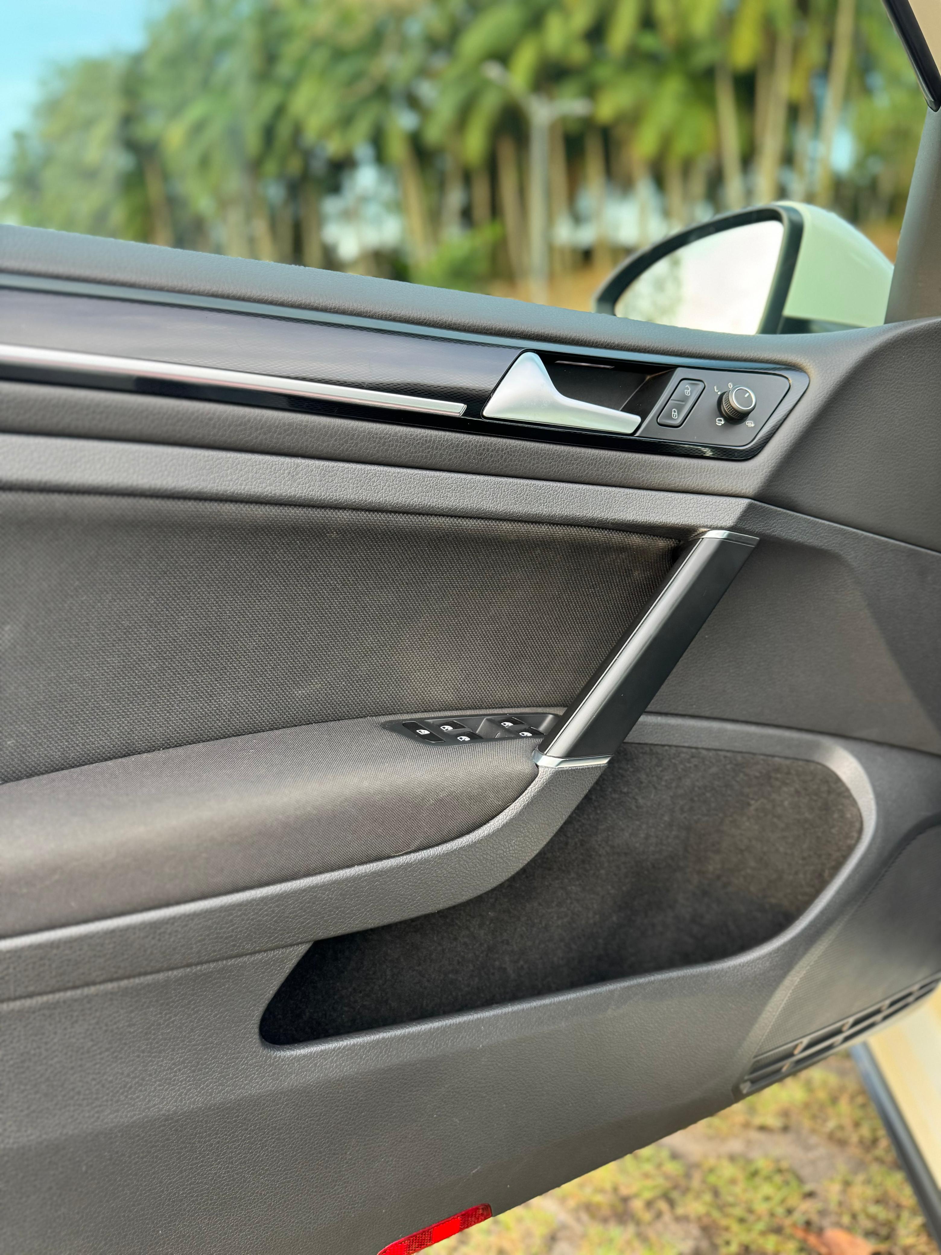 Volkswagen GOLF - 2017