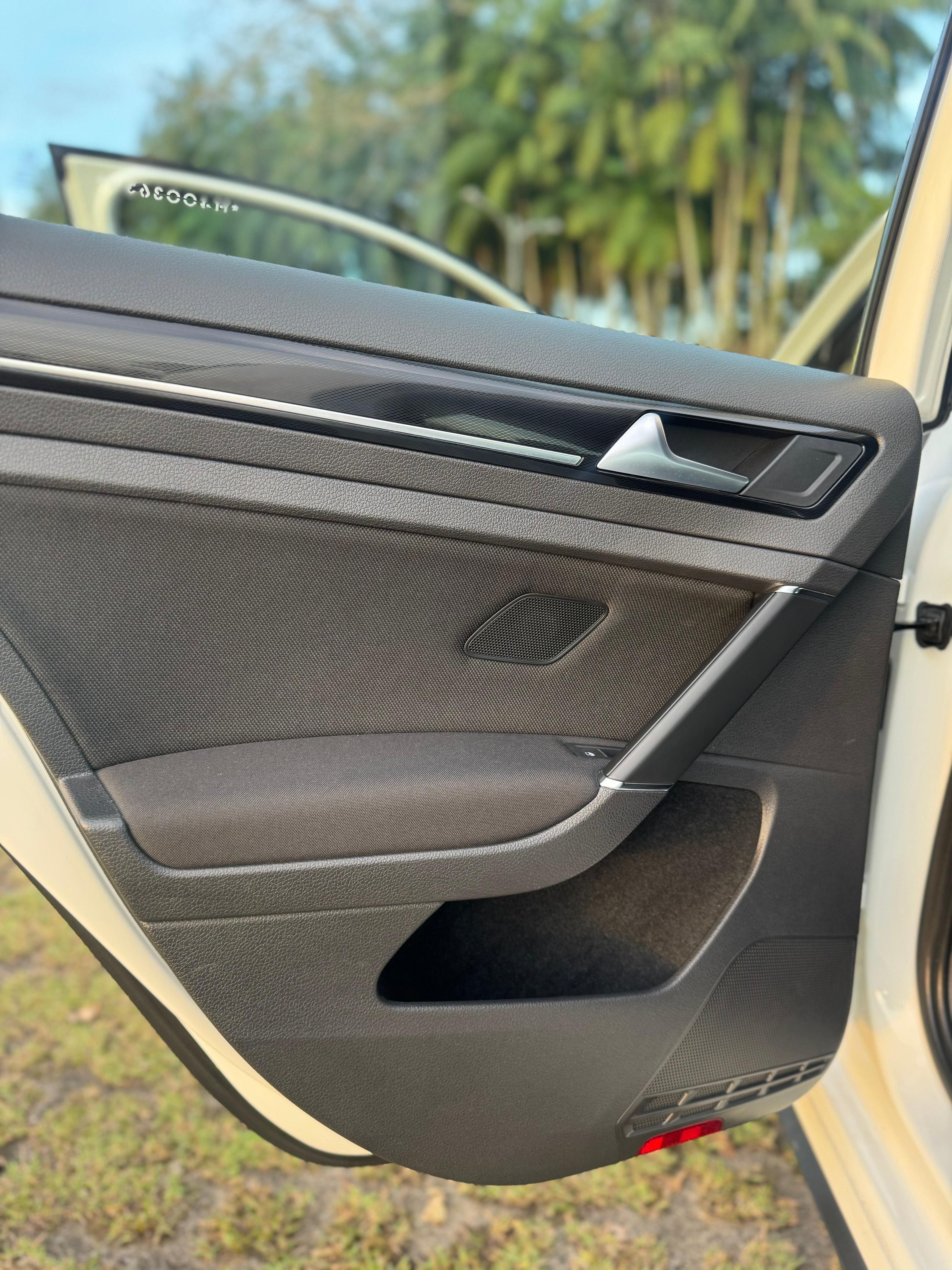 Volkswagen GOLF - 2017